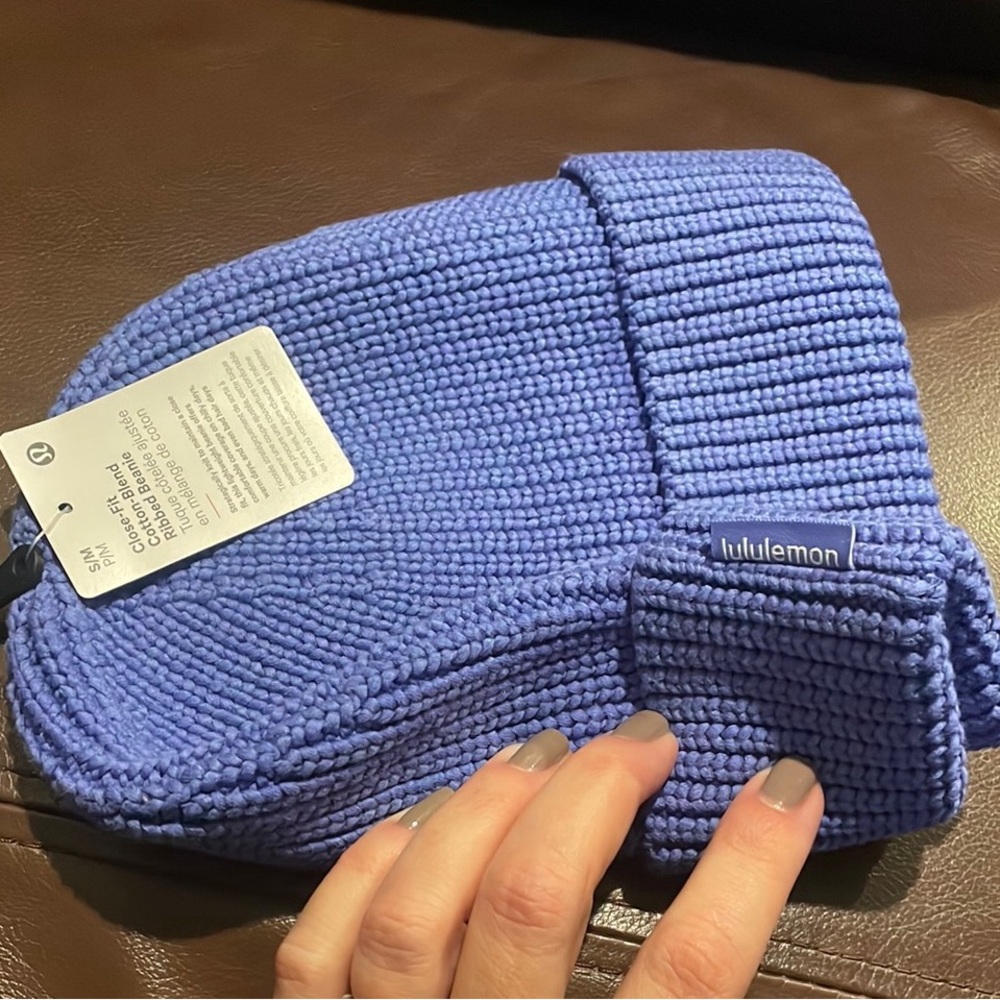 lululemon athletica Blue Knit beanie S/M